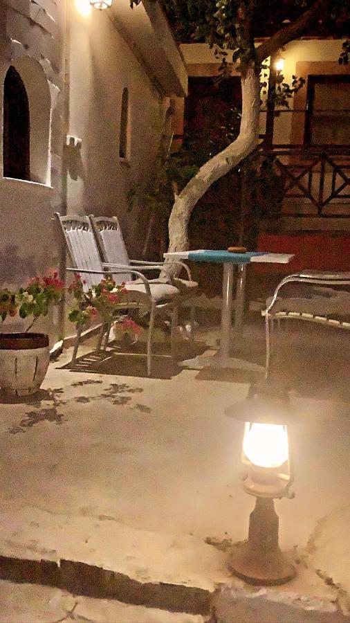 Akropolis Guest House Bergama Exterior photo