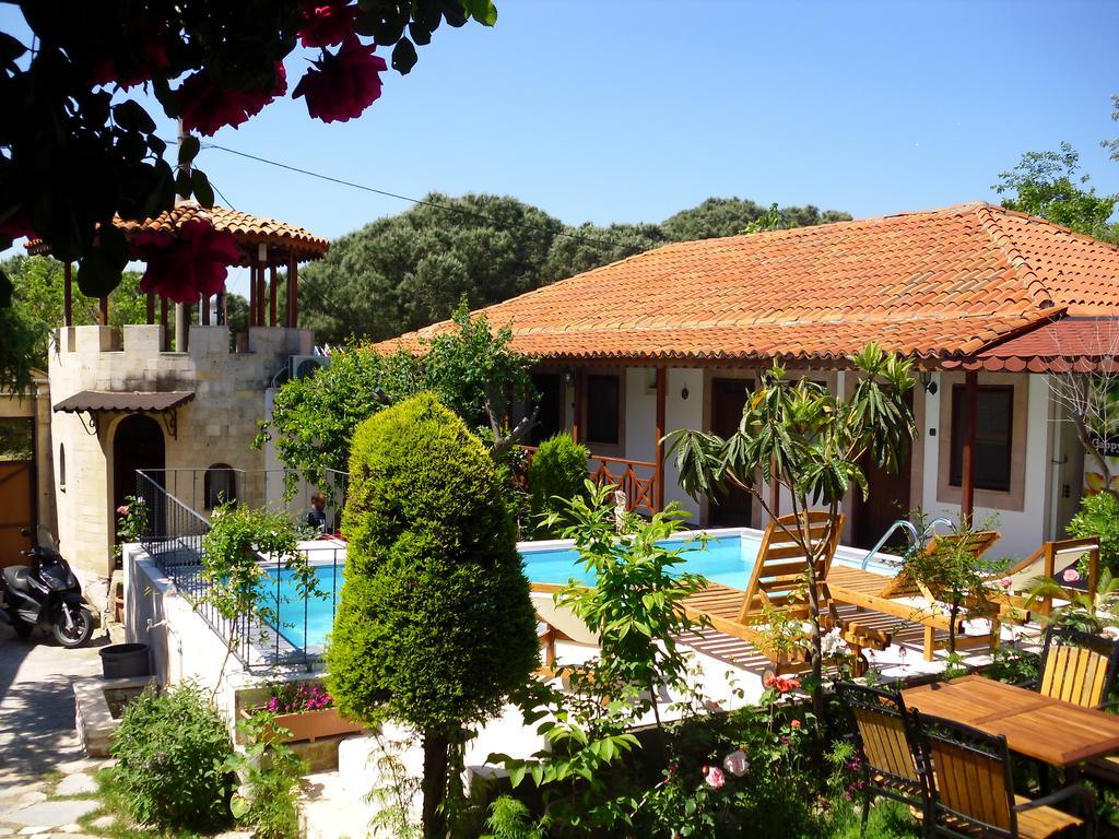 Akropolis Guest House Bergama Exterior photo