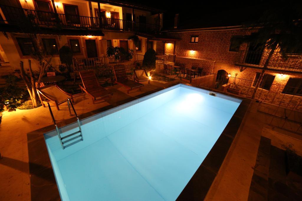 Akropolis Guest House Bergama Exterior photo