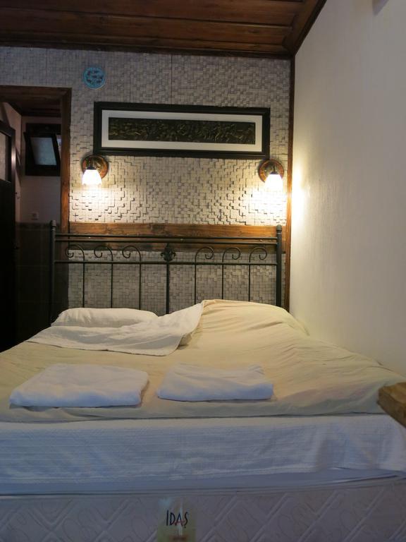 Akropolis Guest House Bergama Exterior photo